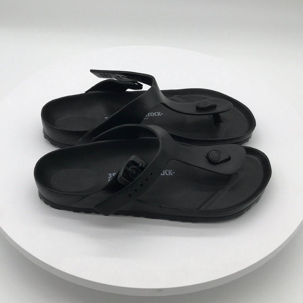 Birkenstock unisex sandals size 8 womens 6 mens US